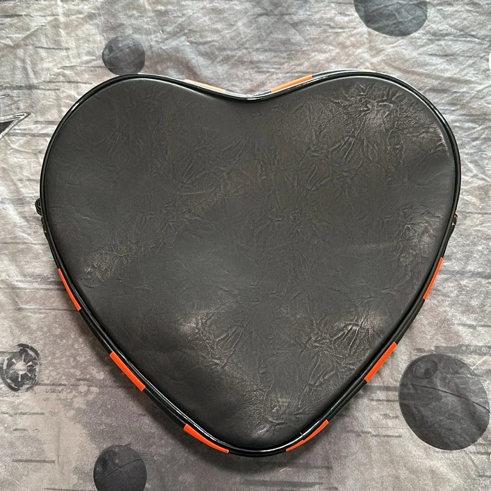 BNWOT LOVE PAIN AND STITCHES OG PUMPKIN KULT SPIDERWEB HEART CROSSBODY - Picture 3 of 8